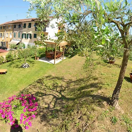 La Piccola Margherita * Capannori
